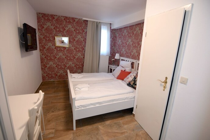 Imagen de la habitación del Hotel Diba. Foto 17