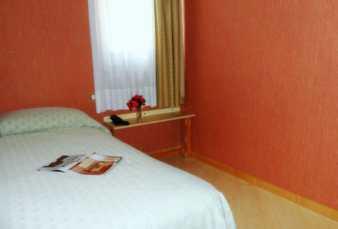 Imagen de la habitación del Hotel Diecimare. Foto 14