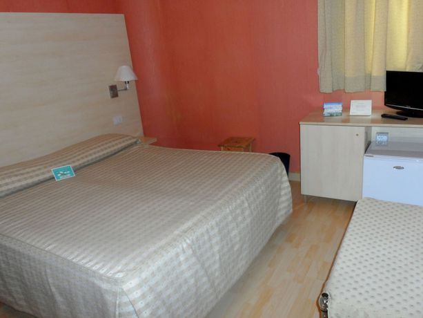 Imagen de la habitación del Hotel Diecimare. Foto 15