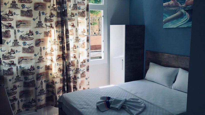 Imagen de la habitación del Hotel Dinlen. Foto 2