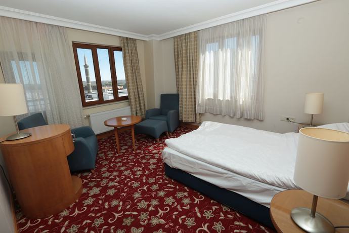 Imagen de la habitación del Hotel Diyarbakir. Foto 4
