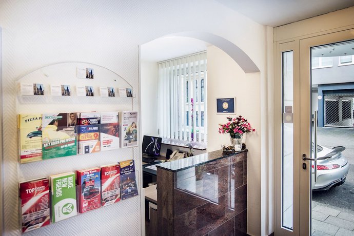 Imagen de los interiores del Hotel DomBlick, Colonia. Foto 20