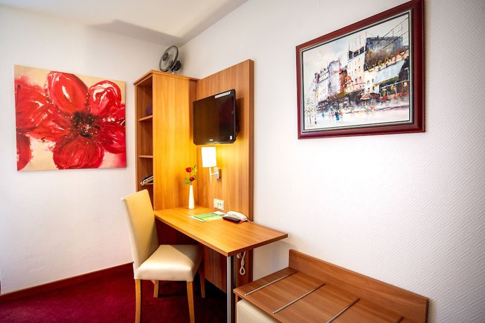 Imagen de la habitación del Hotel DomBlick, Colonia. Foto 12