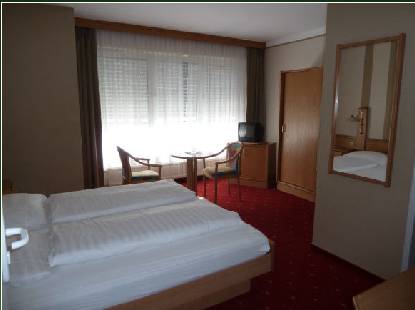 Imagen de la habitación del Hotel Domino. Foto 8