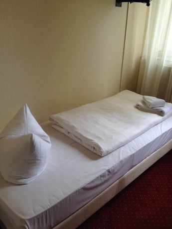 Imagen de la habitación del Hotel Domo, Dusseldorf. Foto 2