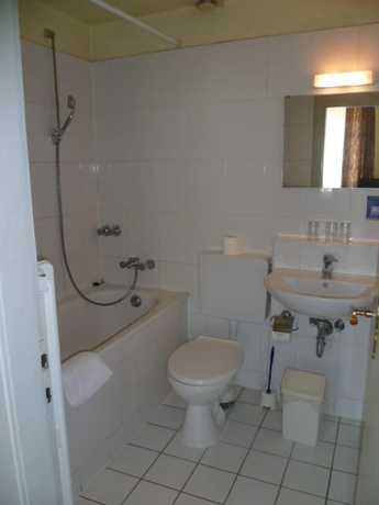Imagen de la habitación del Hotel Domo, Dusseldorf. Foto 13