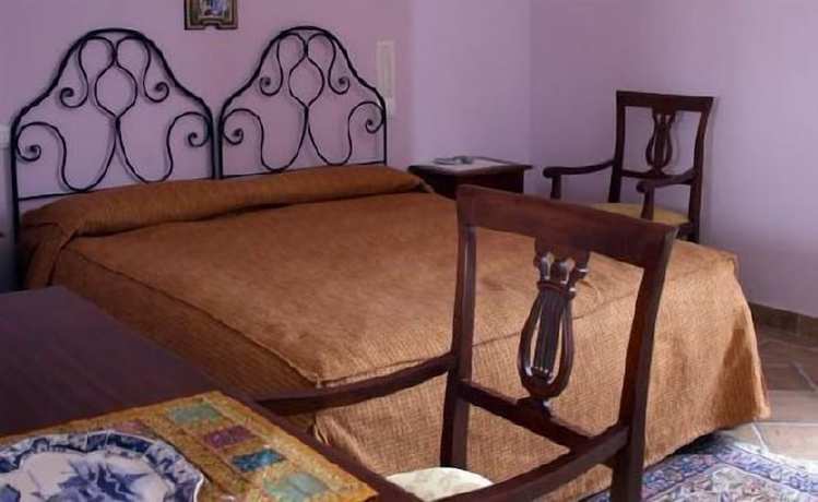 Imagen de la habitación del Hotel Don Giovanni. Foto 6