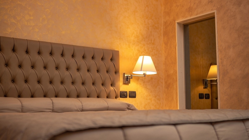 Imagen de la habitación del Hotel Donna Crescenza. Foto 9