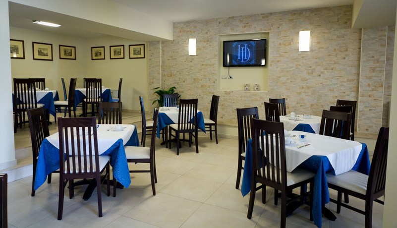 Imagen del bar/restaurante del Hotel Donnini. Foto 4
