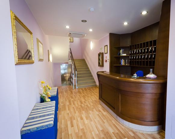 Imagen de los interiores del Hotel Donnini. Foto 19