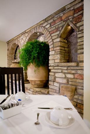 Imagen de los interiores del Hotel Donnini. Foto 20