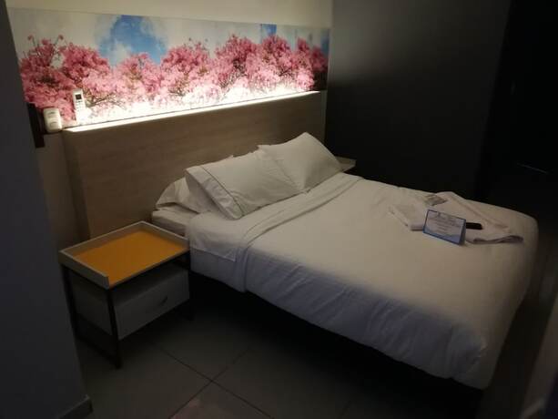 Imagen de la habitación del Hotel Doral Inn. Foto 9