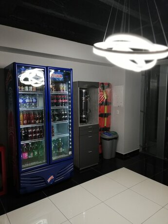 Imagen de los interiores del Hotel Doral Inn. Foto 20