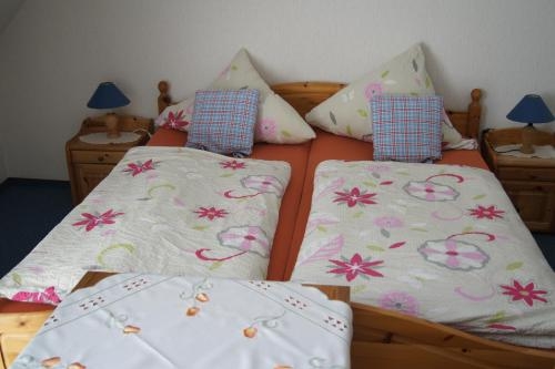 Imagen de la habitación del Hotel Dorfkrug B&uuml;sum. Foto 7