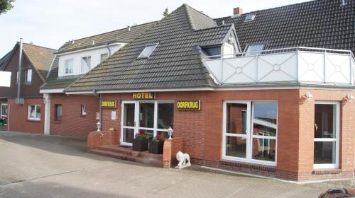Imagen general del Hotel Dorfkrug B&uuml;sum. Foto 4