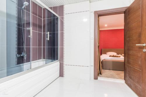 Imagen de la habitación del Hotel Dosco. Foto 6