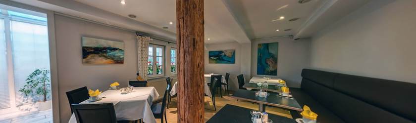 Imagen del bar/restaurante del Hotel Drei Kaiserberge. Foto 4