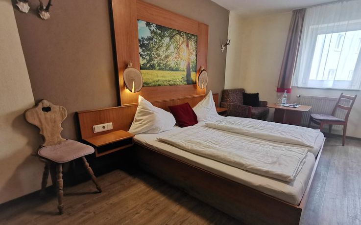 Imagen de la habitación del Hotel Drei Lilien, Werbach. Foto 2