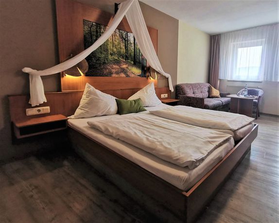 Imagen de la habitación del Hotel Drei Lilien, Werbach. Foto 8