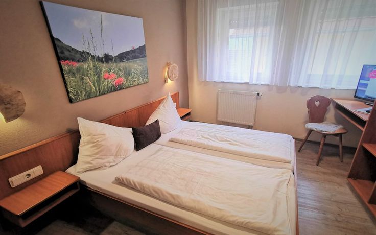 Imagen de la habitación del Hotel Drei Lilien, Werbach. Foto 14