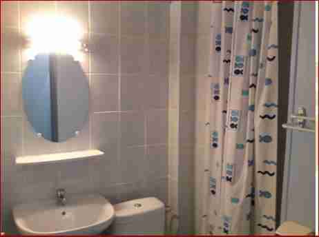 Imagen de la habitación del Hotel Du Centre - Restaurant Le P'tit Gourmet. Foto 6