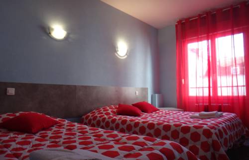 Imagen de la habitación del Hotel Du Centre - Restaurant Le P'tit Gourmet. Foto 8