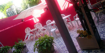 Imagen de los exteriores del Hotel Du Centre, Saint-Denis. Foto 7