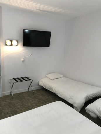 Imagen de la habitación del Hotel Du Clocher. Foto 8