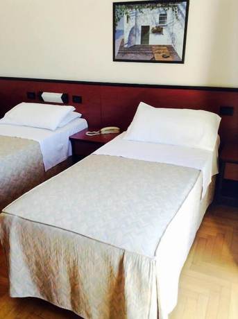 Imagen de la habitación del Hotel Du Parc, Atri. Foto 7