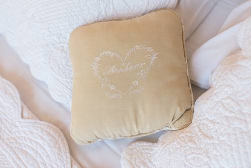 Imagen de la habitación del Hotel Du Parc, Montelimar. Foto 10