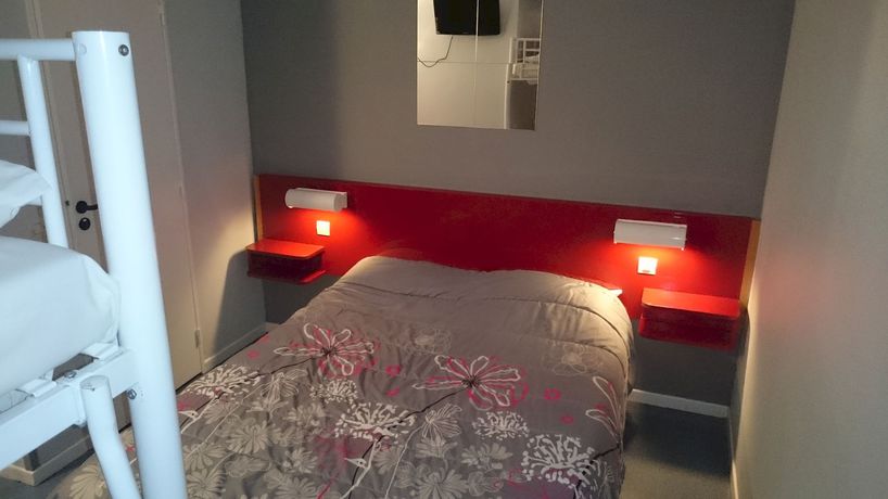 Imagen del bar/restaurante del Hotel Du Triangle. Foto 2