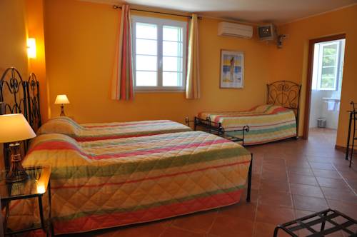 Imagen de la habitación del Hotel Du Vignoble. Foto 3