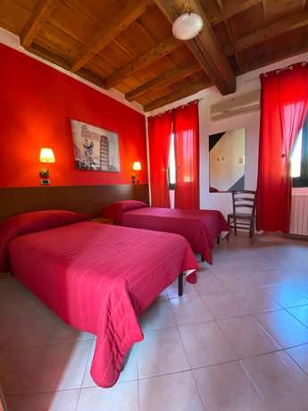 Imagen de la habitación del Hotel Duca di Tromello. Foto 8