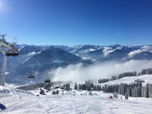 Imagen general del Hotel Edelweiss, Itter. Foto 3