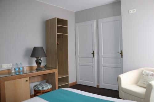 Imagen de la habitación del Hotel Eden, B&eacute;thune. Foto 8