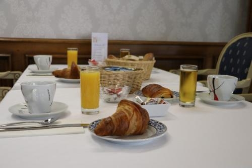 Imagen general del Hotel Eden, B&eacute;thune. Foto 5