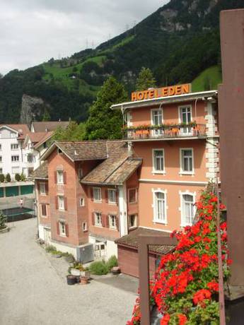 Imagen de la habitación del Hotel Eden Sisikon. Foto 2