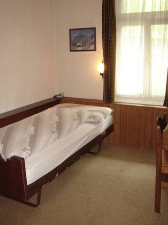 Imagen de la habitación del Hotel Eden Sisikon. Foto 3