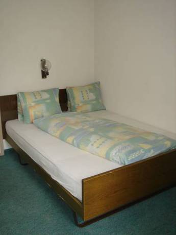 Imagen de la habitación del Hotel Eden Sisikon. Foto 12