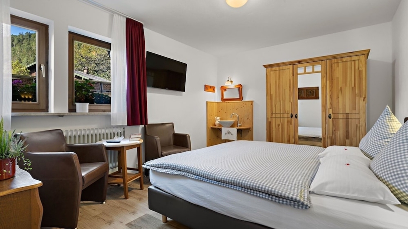 Imagen de la habitación del Hotel Effland. Foto 6