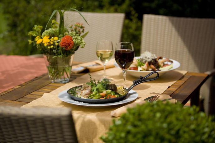 Imagen del bar/restaurante del Hotel Eisbach. Foto 4