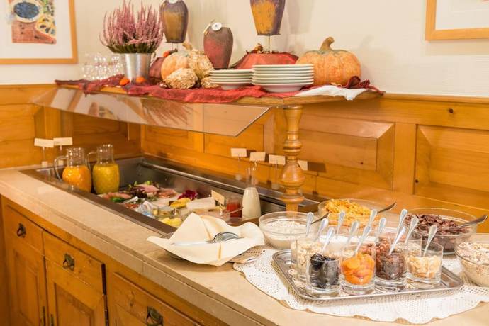 Imagen del bar/restaurante del Hotel Eisbach. Foto 7