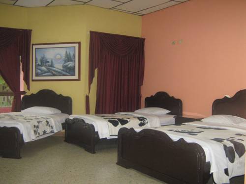 Imagen de la habitación del Hotel Ejecutivo. Foto 2