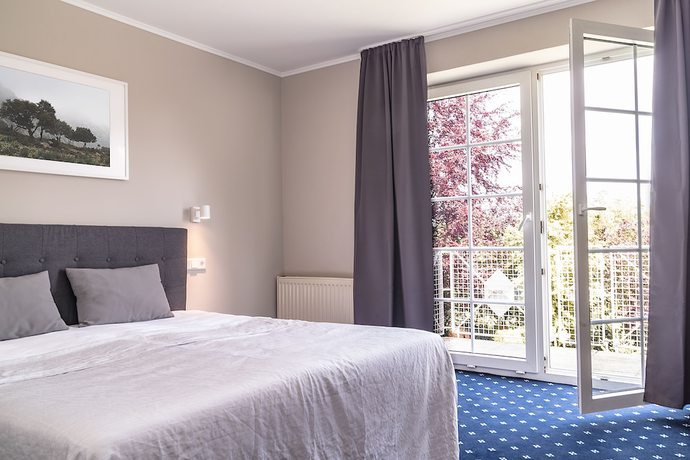 Imagen de la habitación del Hotel El Capitan. Foto 14