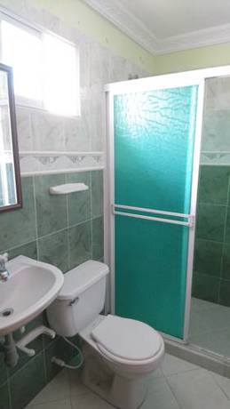 Imagen de la habitación del Hotel El Delfin. Foto 1