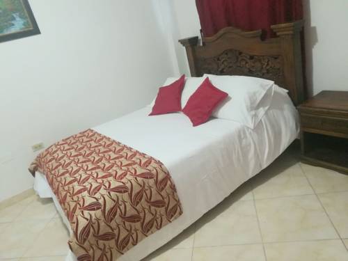 Imagen de la habitación del Hotel El Delfin. Foto 5