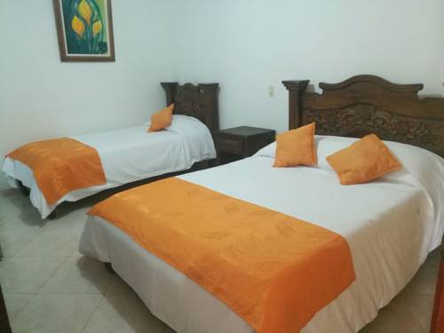 Imagen de la habitación del Hotel El Delfin. Foto 6
