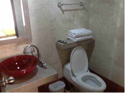 Imagen de la habitación del Hotel El Lago Inn, El Country. Foto 4
