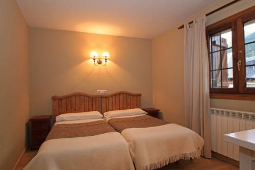 Imagen de la habitación del Hotel El Reyno. Foto 8