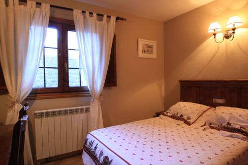 Imagen de la habitación del Hotel El Reyno. Foto 16